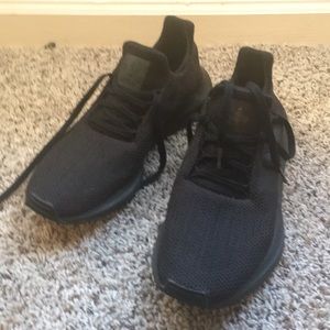 Adidas Originals Swift Run Shoe size 10 1/2